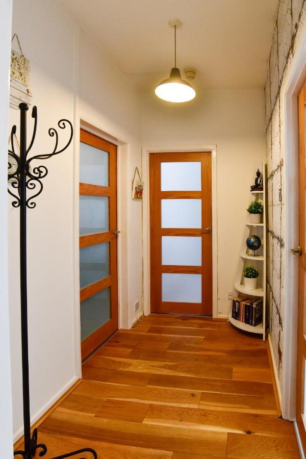 Guest Homes - Cambrian Apartment