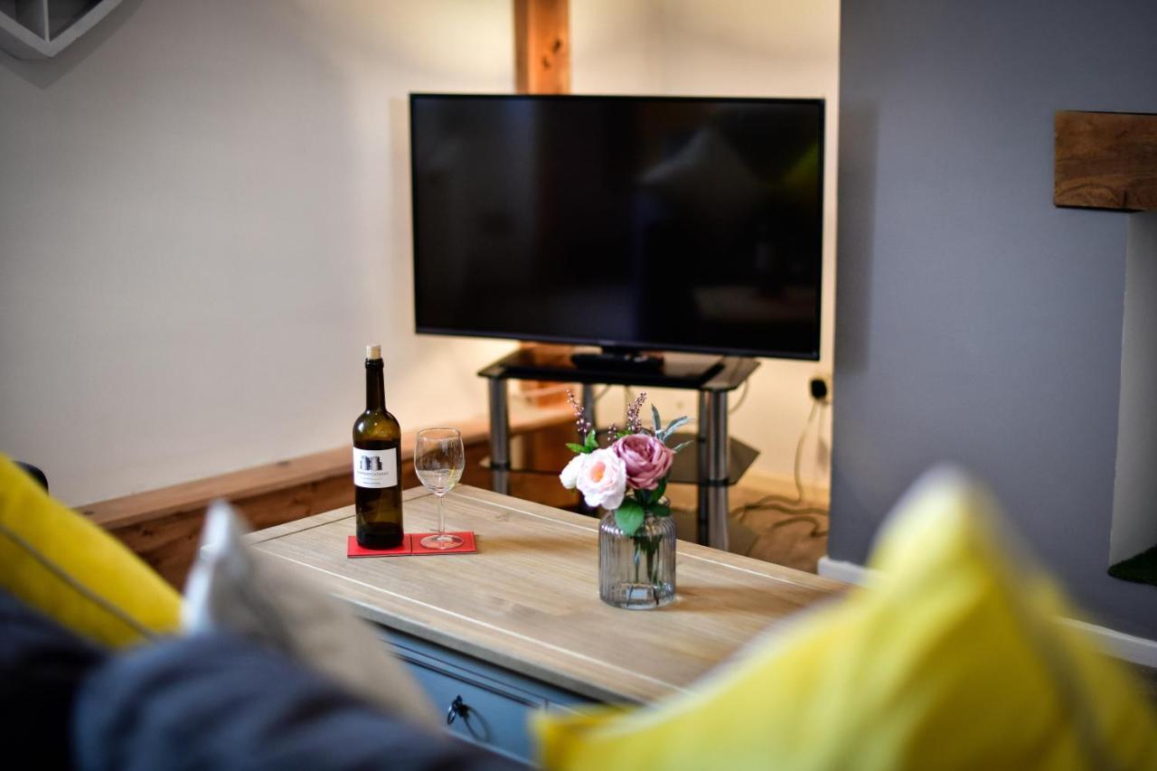 Guest Homes - Cambrian Swansea